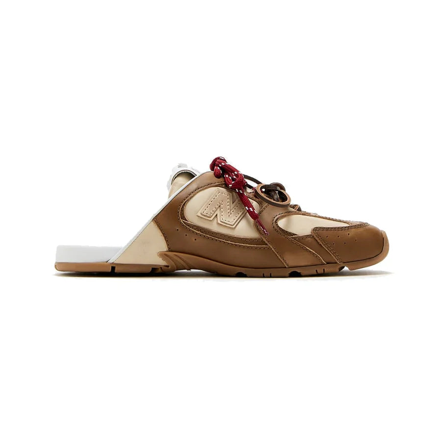 Mules New Balance 530 x Miu Miu Brown